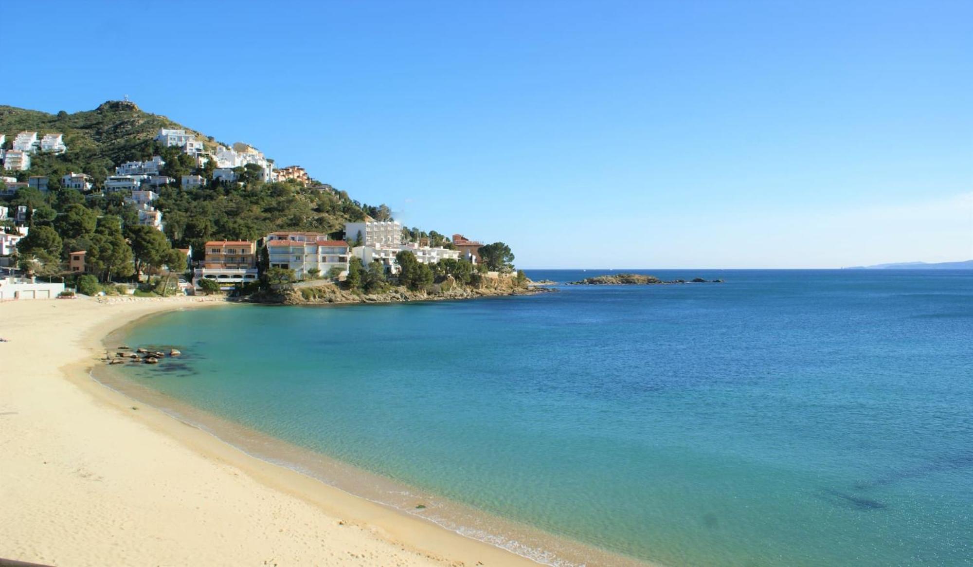 Apartamento En Roses Con Vistas Al Canal Y Piscina エクステリア 写真