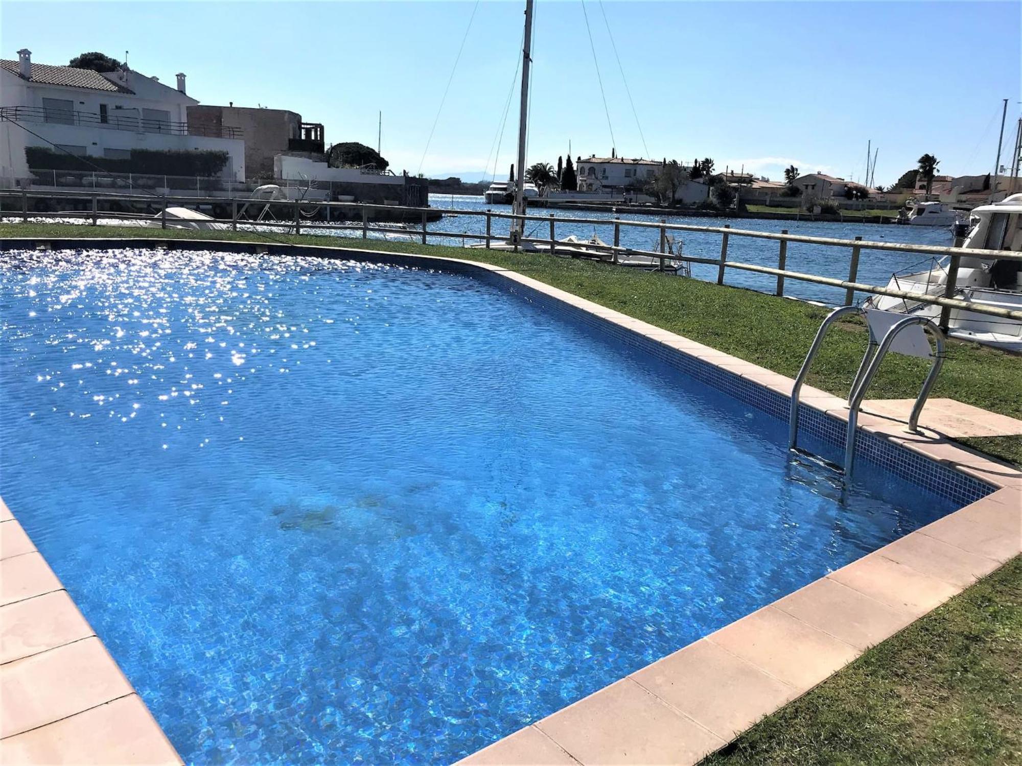 Apartamento En Roses Con Vistas Al Canal Y Piscina Av-52 エクステリア 写真
